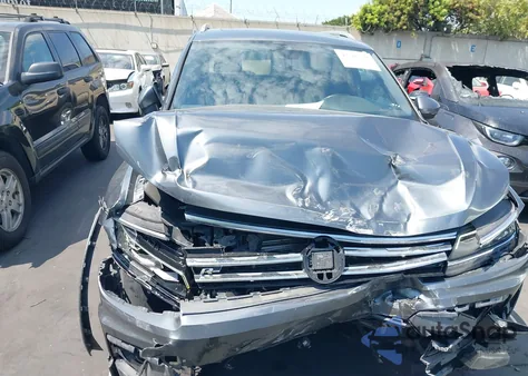 2019 Volkswagen Tiguan Sel Premium/Sel Premium R-Line from USA, damaged, VIN 3VV4B7AX6KM079045